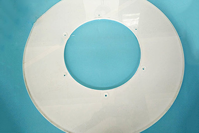 Glass plate for optical inspection sorting machine